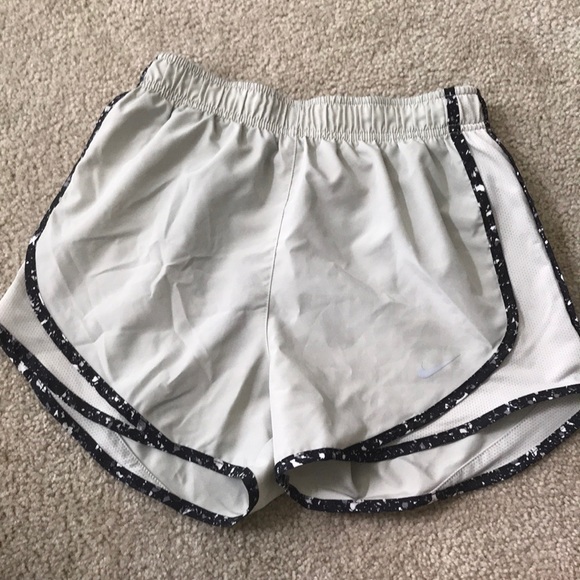 Nike DRI-FIT athletic shorts - Picture 1 of 3